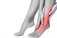 Causes of Foot Pain and the Role of Chiropractic Care